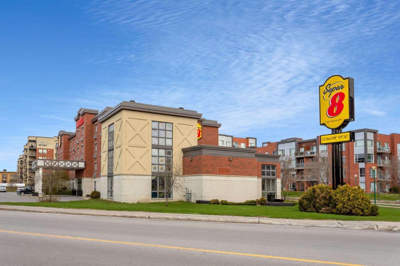 Super 8 by Wyndham Lachenaie/Terrebonne Exterior foto