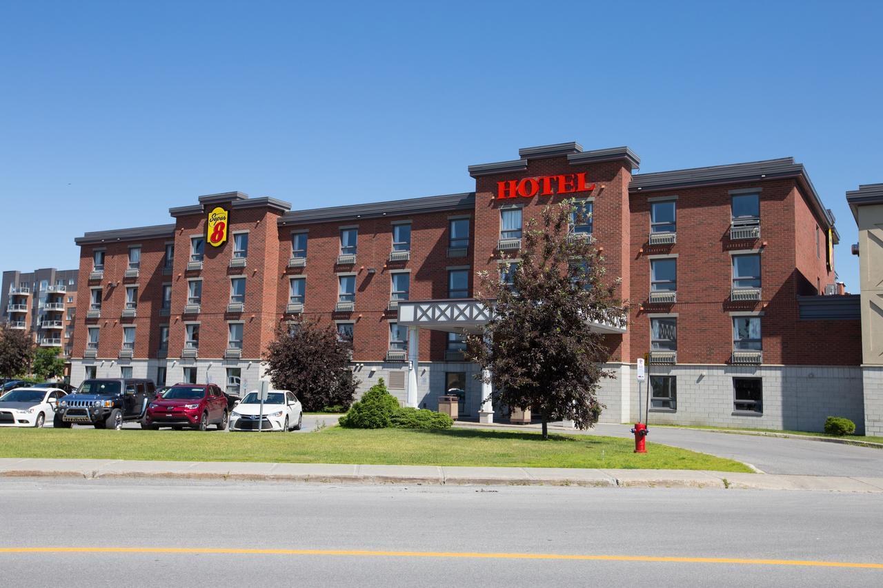 Super 8 by Wyndham Lachenaie/Terrebonne Exterior foto